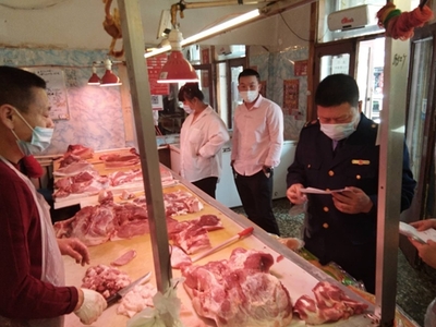 黑龍江省安達市市場監管局“三嚴”舉措筑牢防線 全力保障肉制品銷售環節非洲豬瘟防控安全