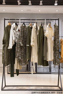 軍品服裝批發(fā) 風(fēng)格、品質(zhì)與商機(jī)并存的市場(chǎng)藍(lán)海